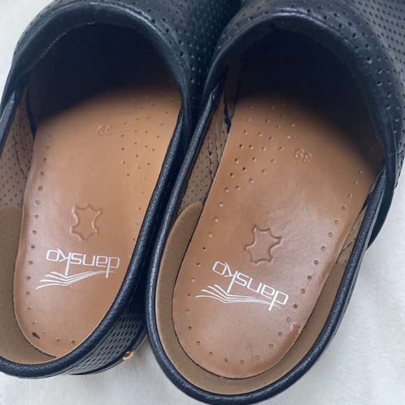 Dansko Women's Perfed Pro Clog - Picture 5 of 5